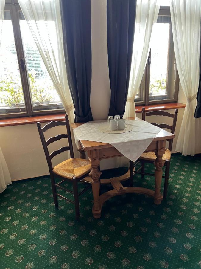Frýdek-Místek Hotel Maxim מראה חיצוני תמונה