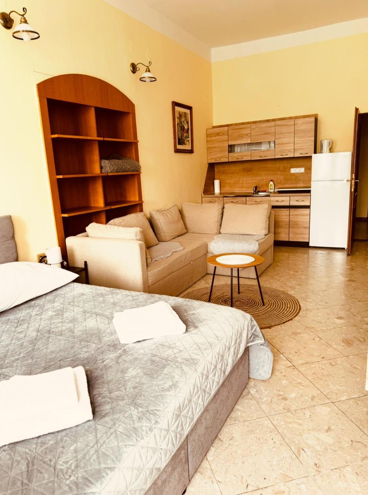 Frýdek-Místek Hotel Maxim מראה חיצוני תמונה