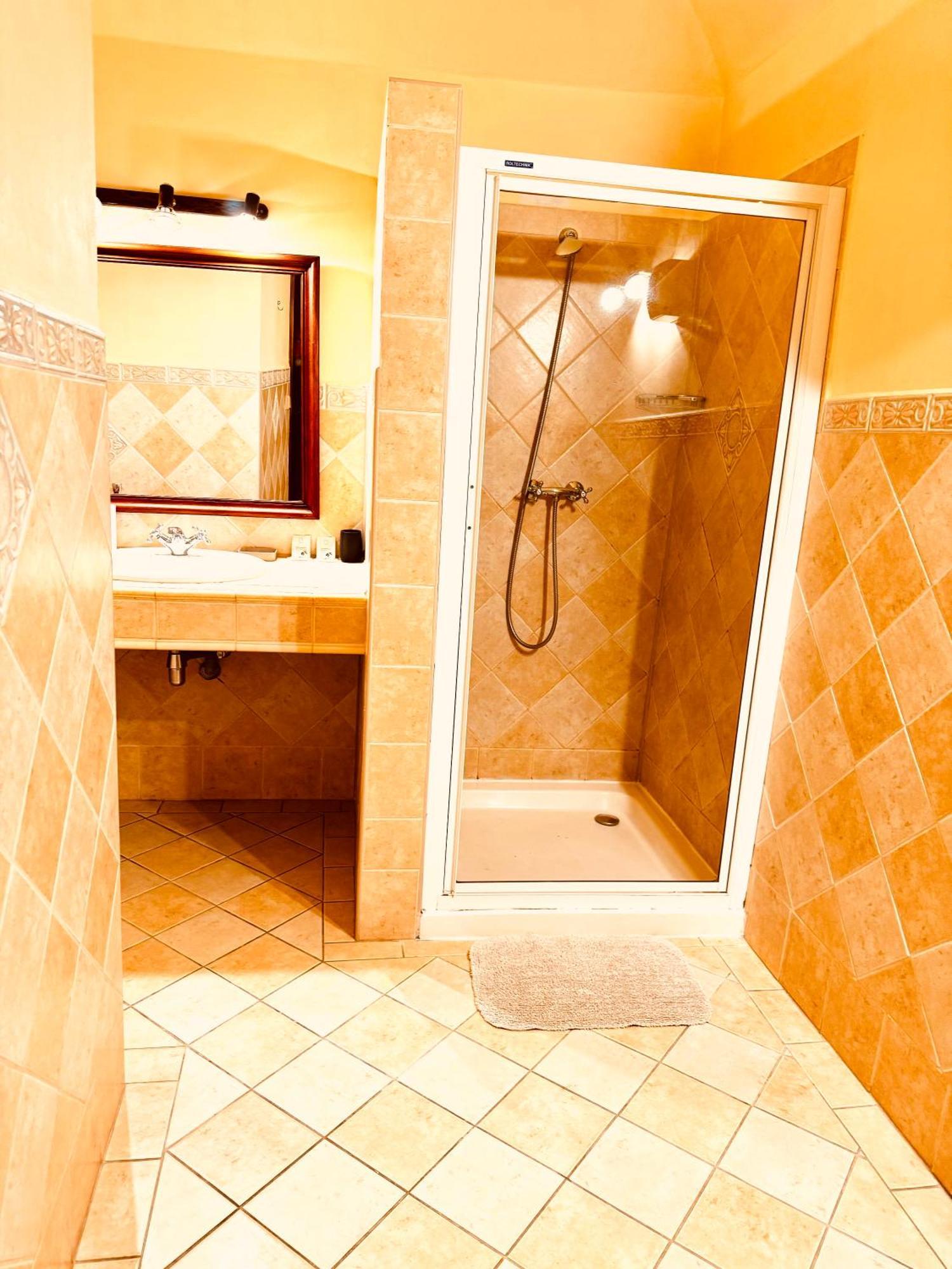 Frýdek-Místek Hotel Maxim מראה חיצוני תמונה